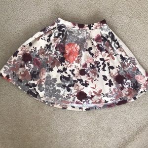 Floral mini skirt